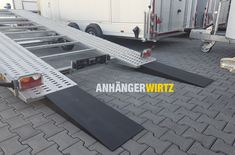 Rampe Anlegekeil Kompostit Race ASR schwarz das Paar Debon Roadster Brian James Martz Transporter