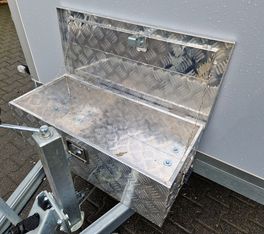 Werkzeugbox Staubox Aluminium Werkzeugkoffer abschließbar rechteckform 76x24x33cm (M)