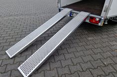 Auffahrrampen Alu Rampen gelocht 200cm im Paar bis 1000kg Traglast