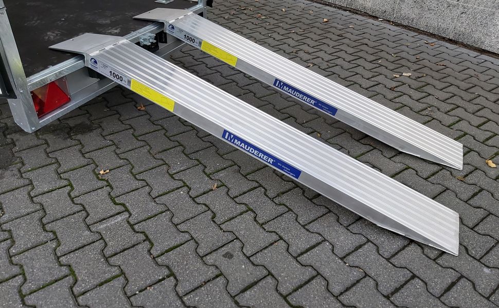 csm_trailershop.de_Zubehoer_Auffahrrampen_ohne_Rand_AO2008_Ansicht_A_43976bf5eb.jpg