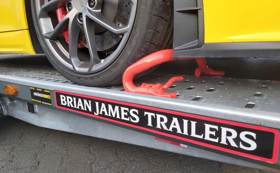 trailershop.de Radstopper Bügel rot das Paar für Brian James A und C T4 T6 Transporter