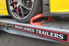 Radstopper Bügel rot das (Paar) Radstopp für Brian James A und C T4 T6 Transporter 2022