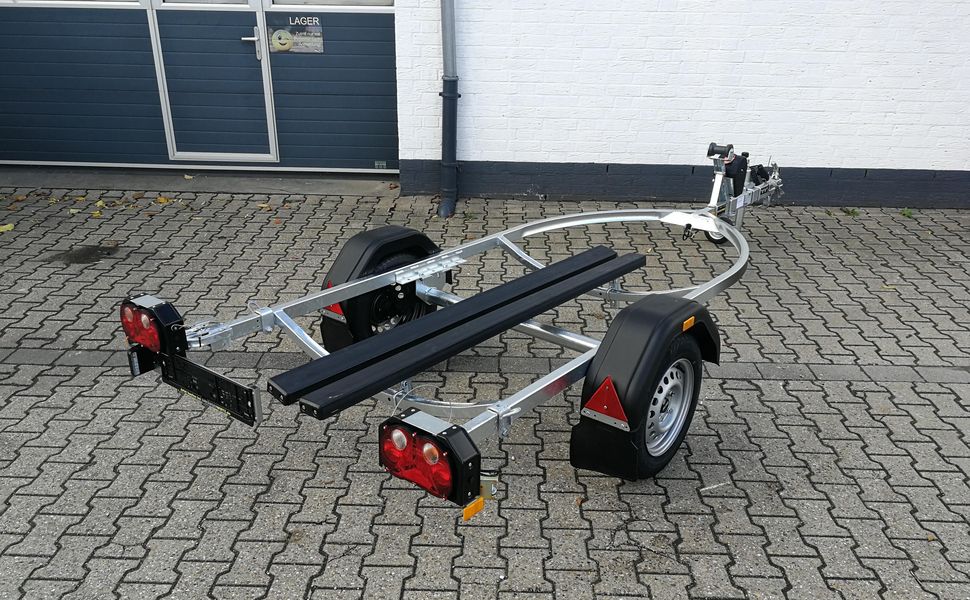 anhaengerwirtz Brenderup Bootsanhänger Jetskitrailer 8815 mit Langauflagen Seilwinde ( Gurtband) 750kg 2018 Anicht A