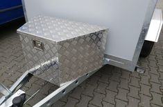 Werkzeugbox Staubox Aluminium Deichselkasten abschließbar trapezform 86/40x40x45cm size (XL)