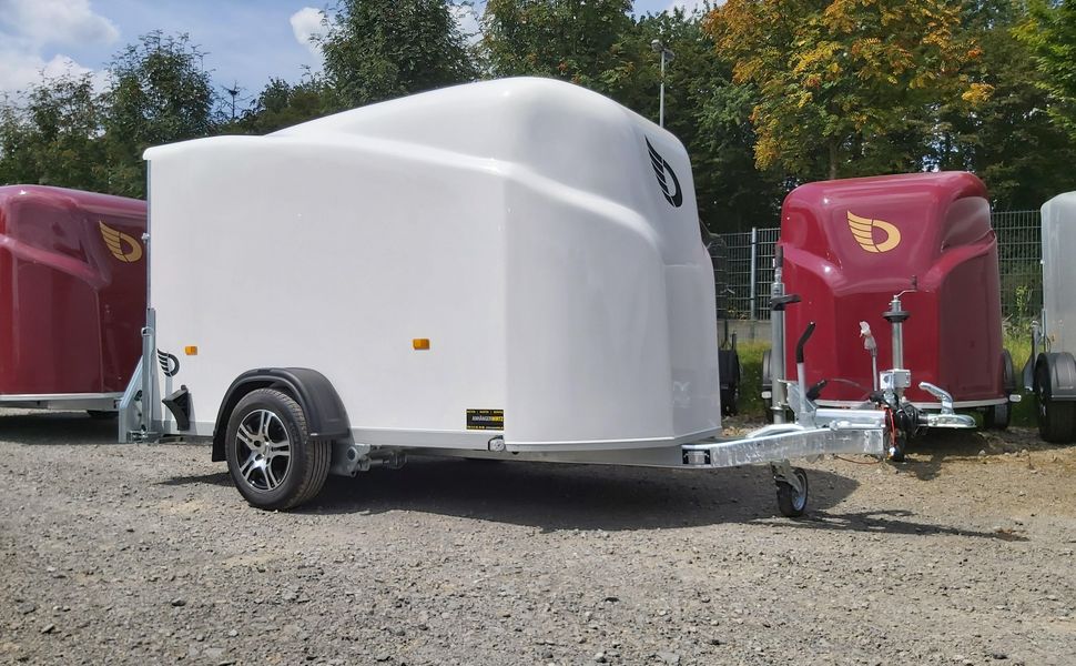trailershop.de Streetboxx Mplus 300x152x168cm white Alufelgen darkline aerodynamik Pullman II 100kmH 1300kg A