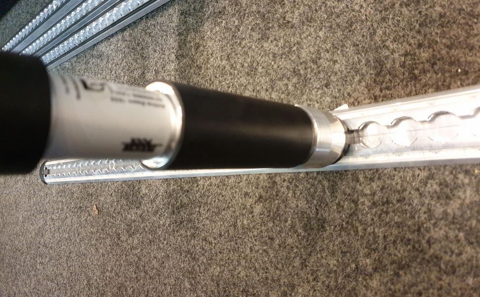 trailershop.de Zubehör 013010136 Sperrbalken Automatik Zapfen für Ailrineschiene Bild A
