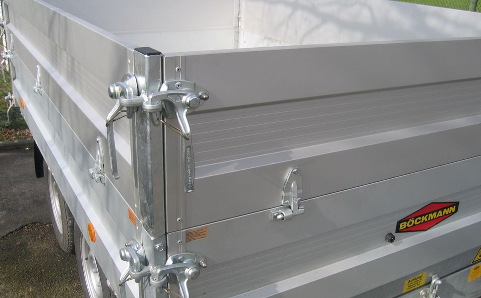 trailershop.de Böckmann Bordwandaufsatz 35cm für RKH 2516.JPG