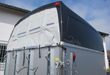 trailershop.de Pferdeanhaenger Boeckmann Champion C 2400kg Heckflügeltür blackline CFFplus 100 kmH 2400kg Heck Planenrollo.JPG