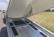 trailershop.de BJT Race Shuttle 2 430x195x160cm ankippbar Rampen Alufelgen dark Seilwinde 100kmH 2600kg W