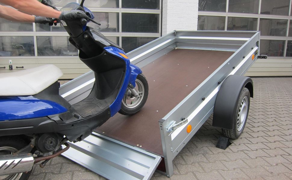trailerschop.de PKW Anhänger Trailstar Pratik 236 236x129x30cm ankippbar 750kg AKTION.JPG