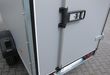 trailershop.de Böckmann KPB G 2513135 Z 251x130x152cm 1350kg Ansicht Türverschluß.JPG