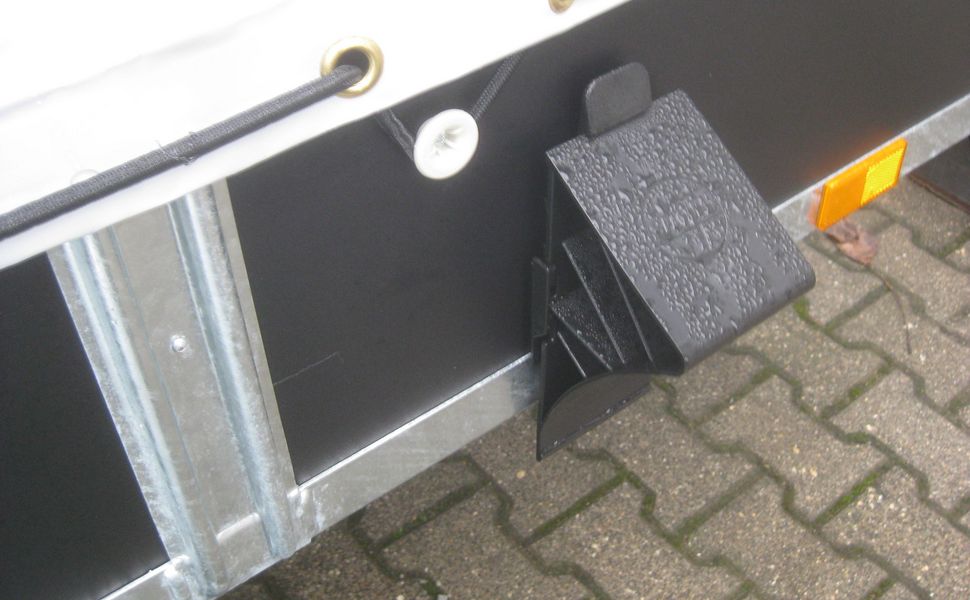 Unterlegkeil schwarz bracke.JPG