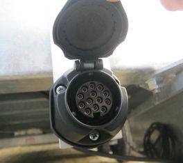 Steckdose 12 V 13 Pol mit Abschaltkontakt