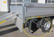 trailershop.de Cheval Liberte Kipper Anhänger PW 3 35 Elektrisch Auffahrrampen Stützen 330x180x35cm 3500kg Profingebot Stütze - Kopie.JPG