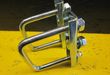 trailershop.de Zubehör Halter für Stützradklemmschelle für Deichselmontage 60mm eckig.JPG