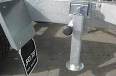 Stützen teleskopierbar klappbar für Hochlader Kipper & Pritschenanhänger
