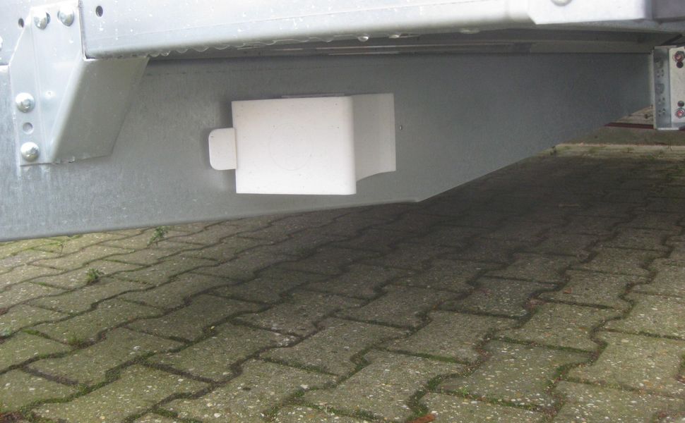 Unterlegkeil weiß deichsel.JPG