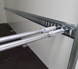 Sperrstange Sperrbalken rund KIM44 125-175cm 24mm Bolzen für Kombi Zurrschiene