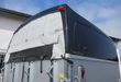 trailershop.de Pferdeanhaenger Boeckmann Champion C 2400kg Heckflügeltür blackline CFFplus 100 kmH 2400kg Lüftungsnetz.JPG