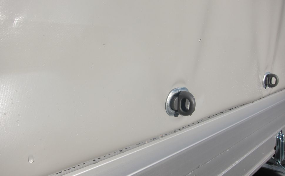 trailershop.de Zubehör Erssatzteile Drehwirbel Verschluß PVC - schwarz für Planenoesen oval.JPG