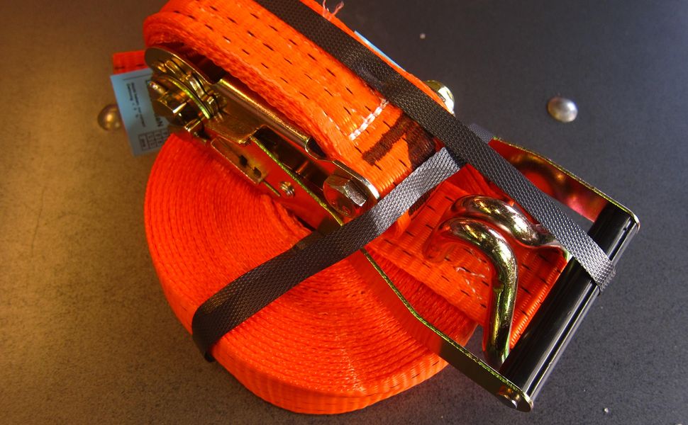 trailershop Zubehör Zurrgurt 8m länge 50mm breite 2-teilig Ratsche mit Haken Gurt mit Haken.JPG