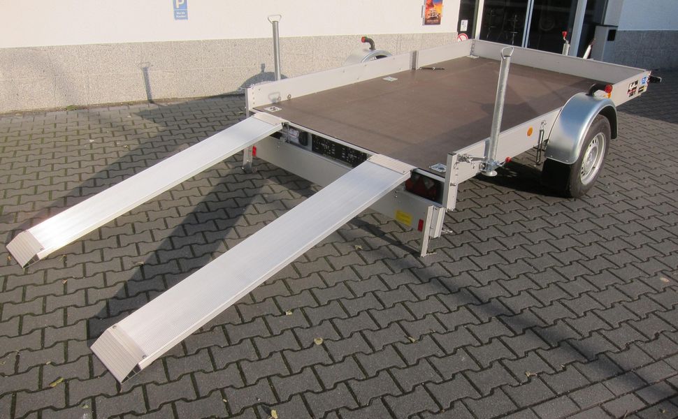 trailershop.de Smart Transporter Koch Aluline 300x185x20cm 1500kg 100 kmH.JPG