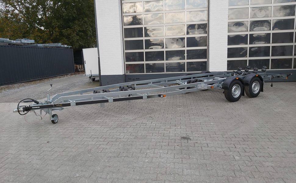 trailershop.de Brenderup Bootstrailer 26300TB SR X Line bis 7 26 Fuß 3000kg