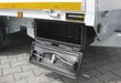 trailershop Zubehör Werkzeugbox Staubox Koffer Kunststoff abschließbar ALKO XS montiert offen