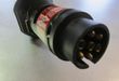 trailershop.de Anhänger Beleuchtung Spannungsreduzierer Adapter Wandler 24 auf 12V 7Pol auf 7 Pol Bild Stecker.JPG