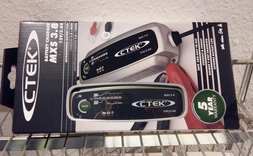 trailershop.de Batterieladegerät CTEK MXS 3800 6 12 oder 24 Volt