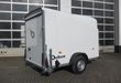 trailershop.de Kofferanhänger Streetboxx Mplus 300x155x168cm Pullman II 100kmH white aerodynamik Ansicht Eck.JPG
