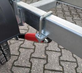 Radstoßdämper Satz ALKO rot mit Halter für Brenderup Bootstrailer bis 1800kg Achse Serie 8000